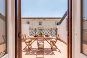 Oretea Apartment with Terrace by Wonderful Italy